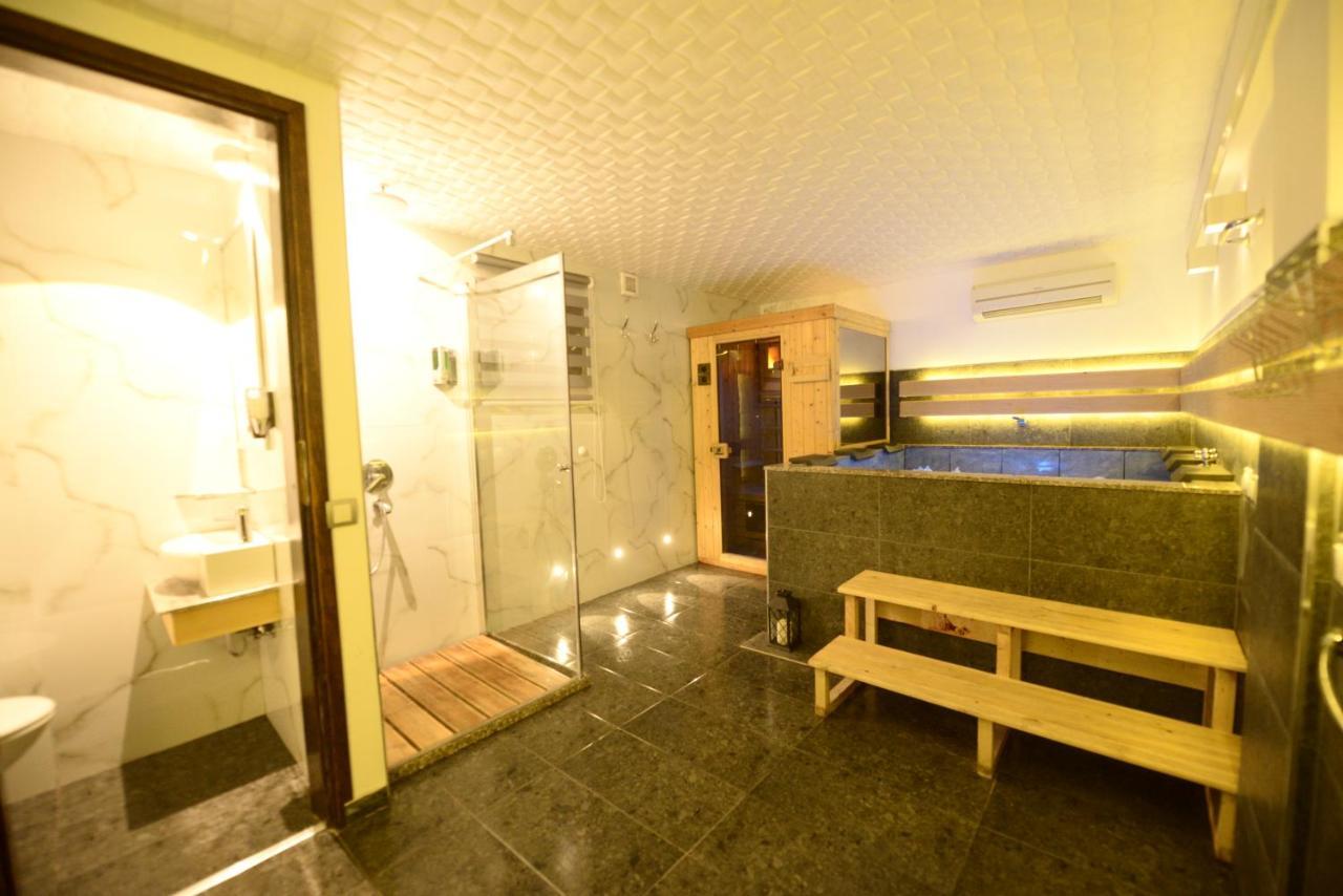 Villa Dijana - Pool, Spa, Outdoor Kitchen 베오그라드 외부 사진